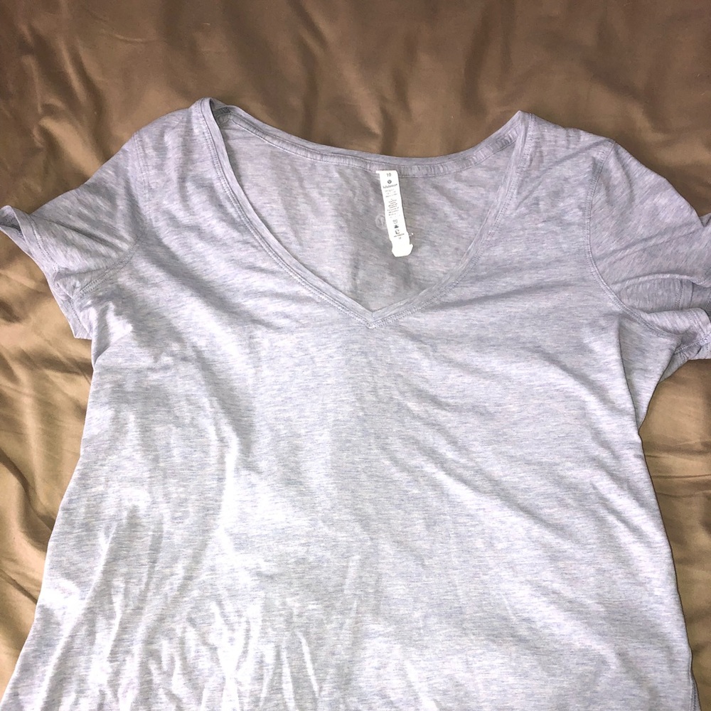 Size 10 lululemon Love Tee V